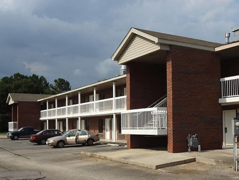 Best Inn Formerly Known As M Star Hotel Chickasaw Exterior photo