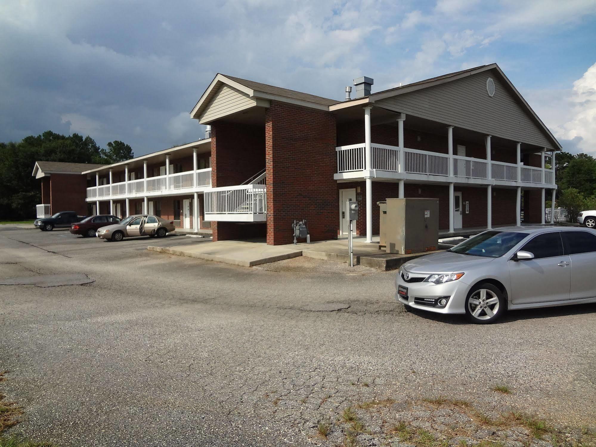 Best Inn Formerly Known As M Star Hotel Chickasaw Exterior photo