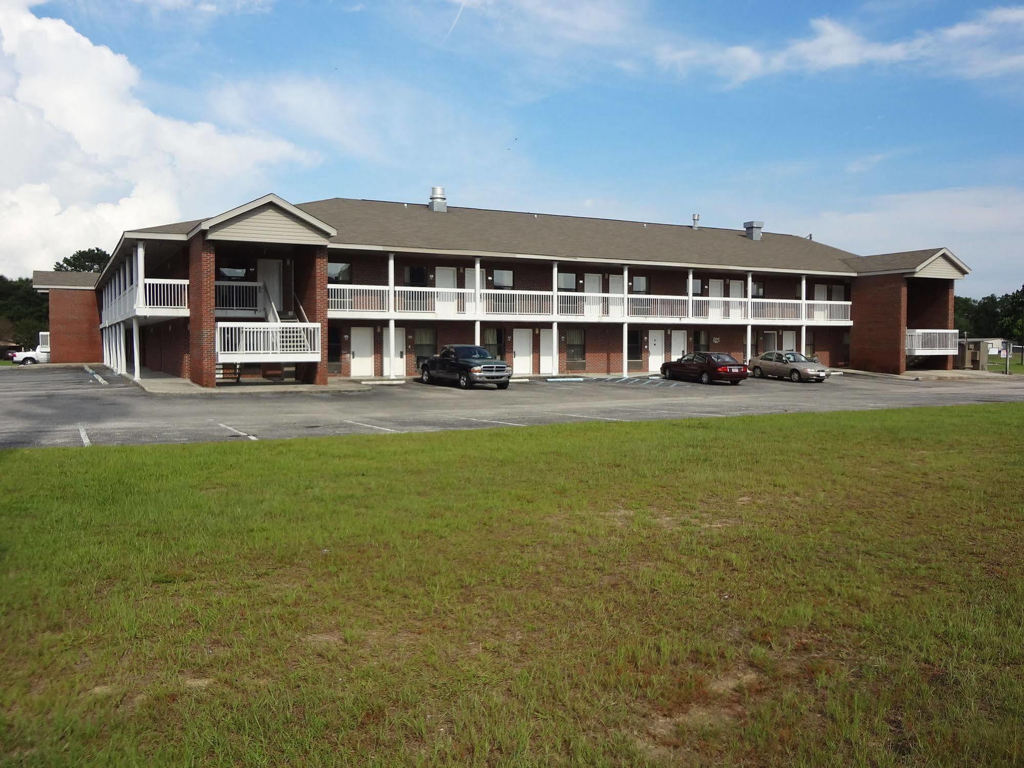 Best Inn Formerly Known As M Star Hotel Chickasaw Exterior photo