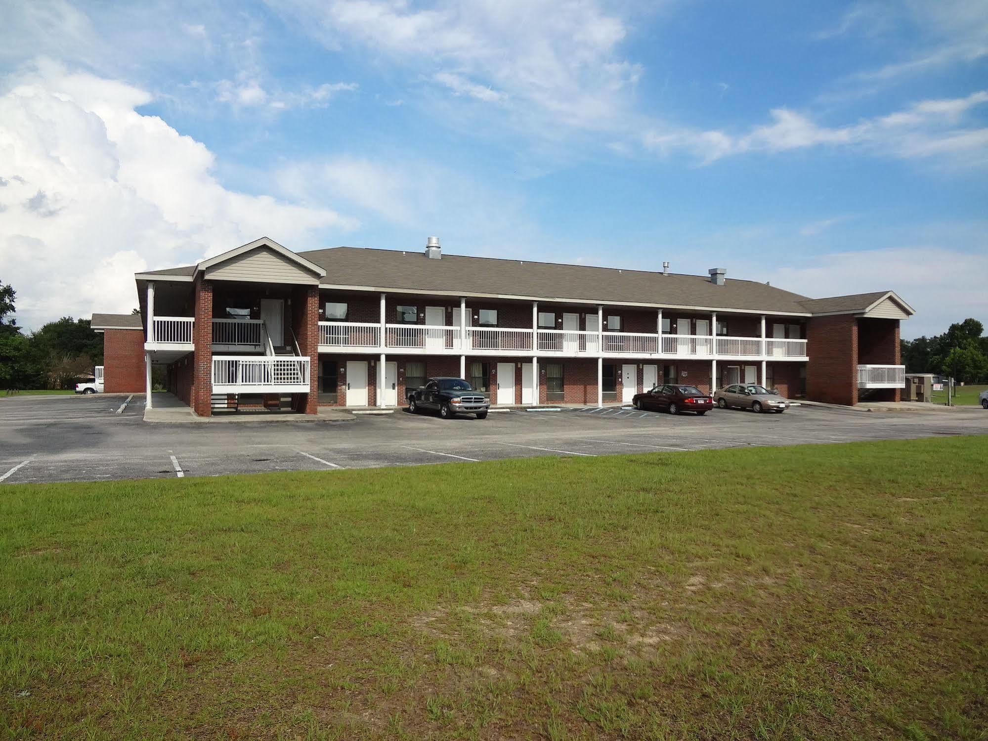 Best Inn Formerly Known As M Star Hotel Chickasaw Exterior photo