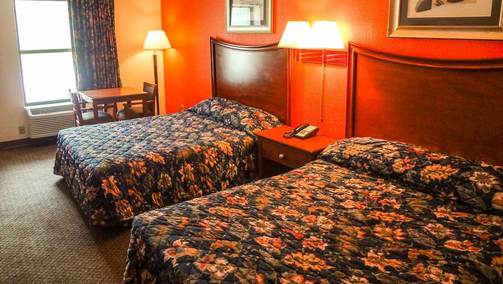 Best Inn Formerly Known As M Star Hotel Chickasaw Room photo